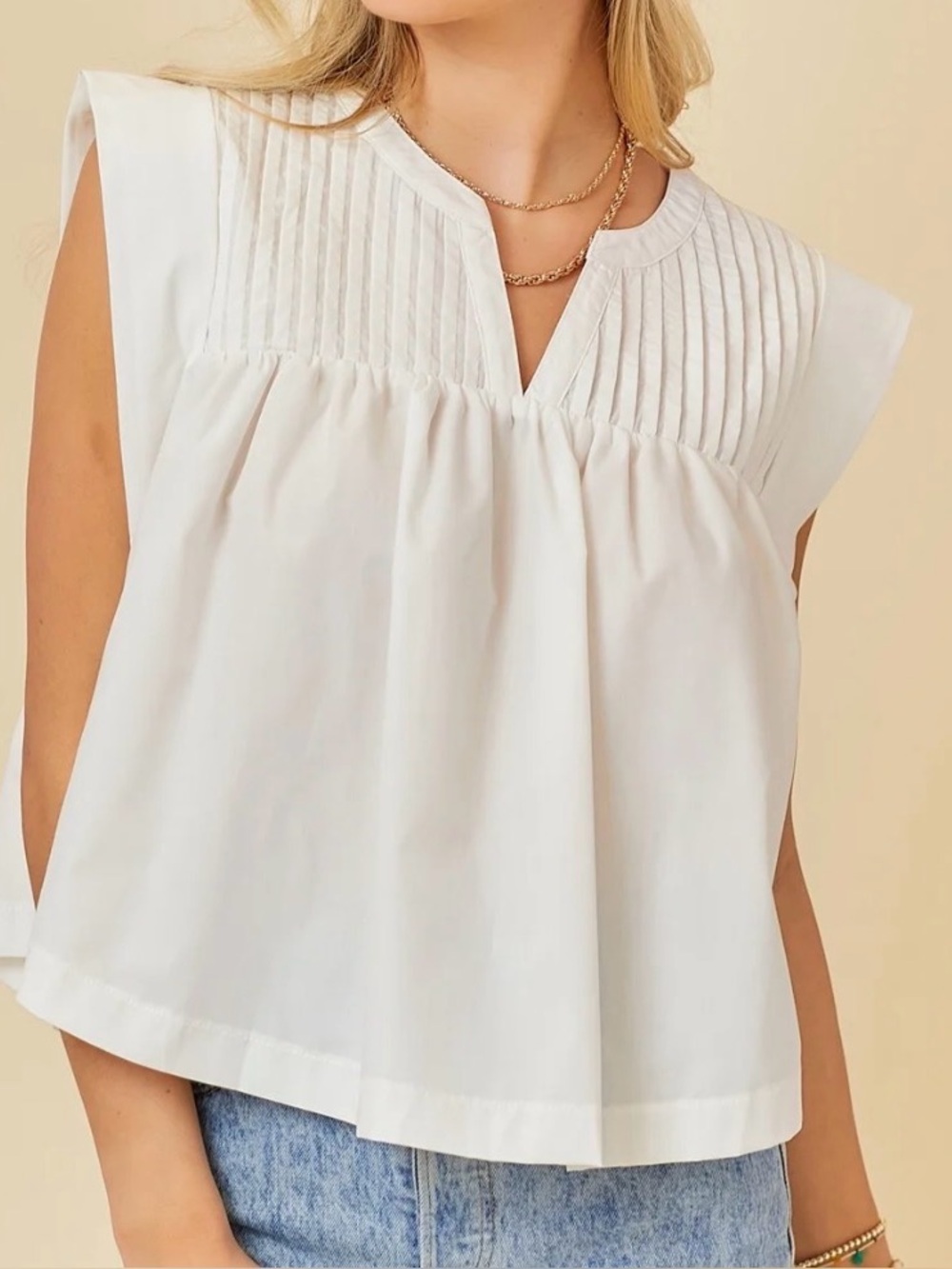 Women's White Day+Moon Pintuck Sleeveless Babydoll Blouse. Small.